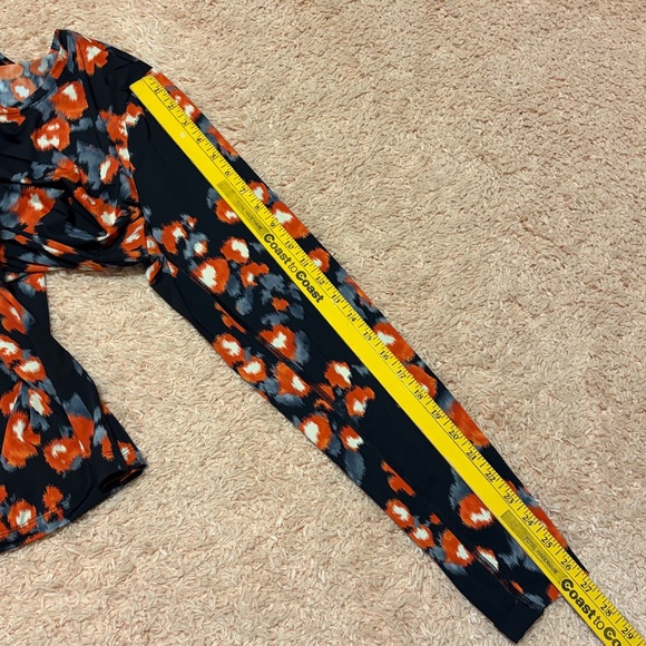 Duluth Trading Co. blk floral athletic long sleeve tee w/thumb holes women’s XL - Picture 5 of 9